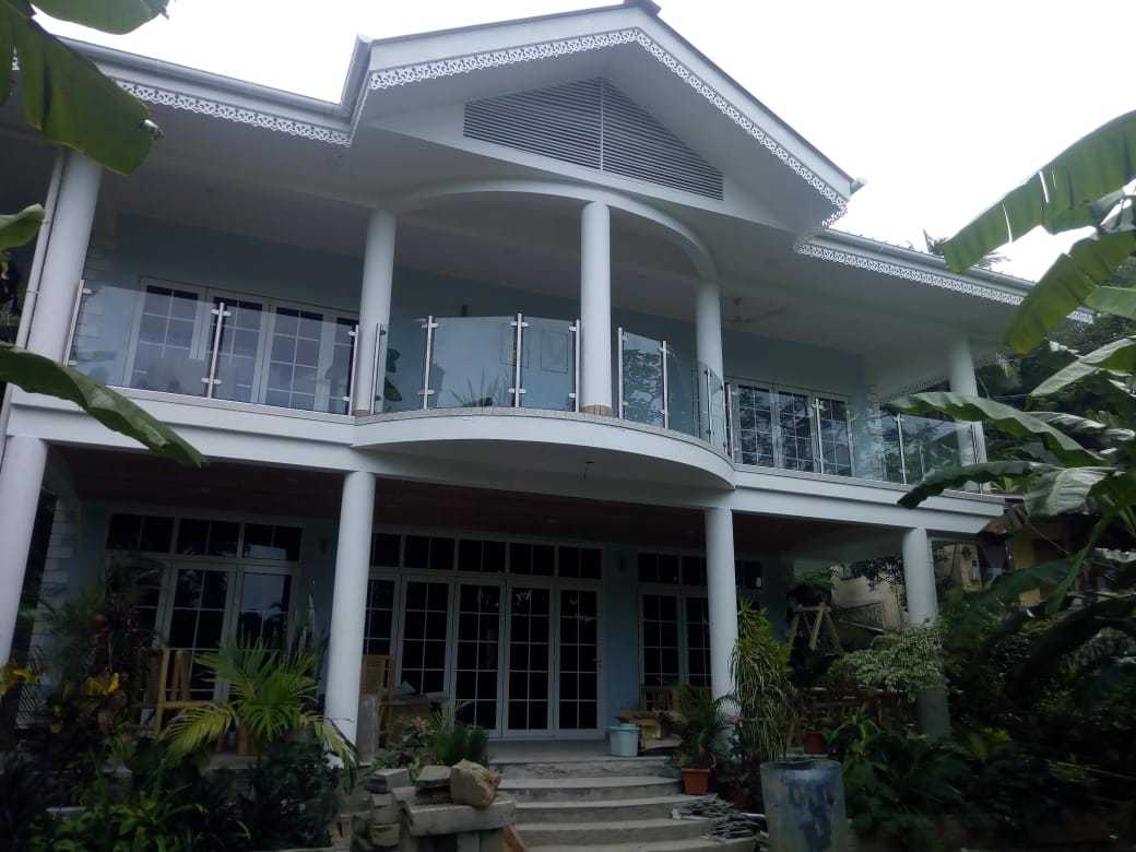 Glass Handrail Post Be Installed in Seychelles